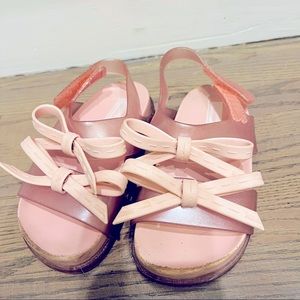 Mini Melissa Pink Sandal with bows. Size 9 toddler